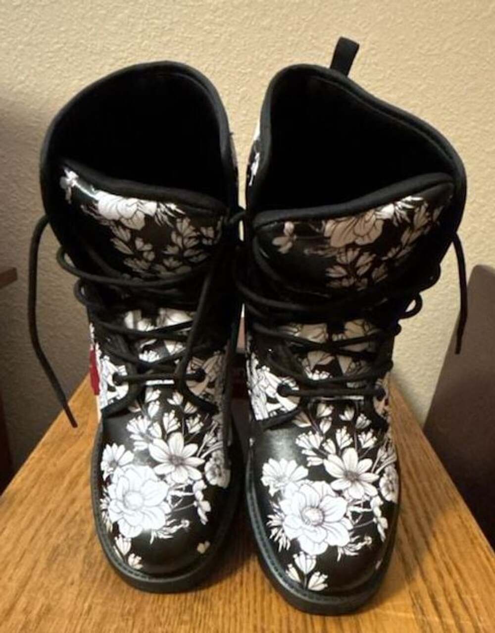 Jellypop Black and White Floral Vegan Leather Combat Boots Size US 9.5 / EU 41
